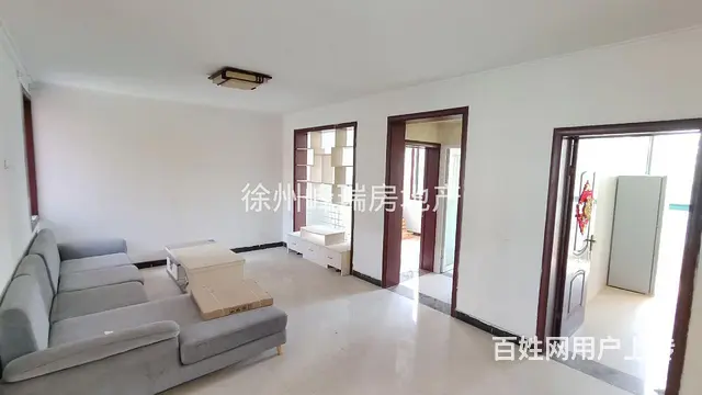 万达广场旁 低层精装三室 家具家电齐全 干净清爽 拎包即住！ - 图片 1