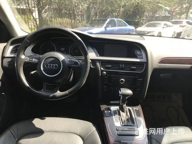 奥迪A4 2013款 A4L 2.0TFSI 无级 - 图片 6