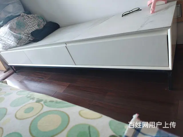 电视柜一个 - 图片 1