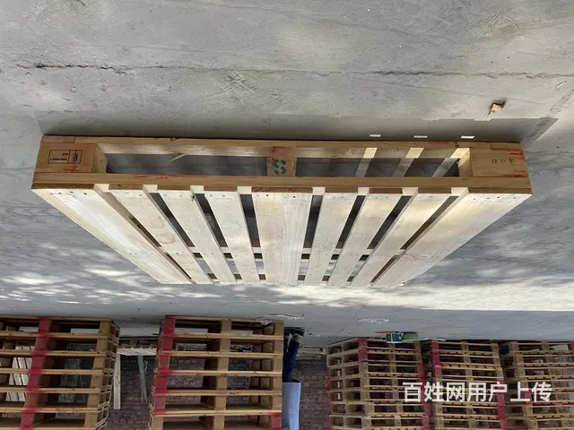很新的二手托盘低价出 塑料托盘 木质托盘都有 - 图片 3