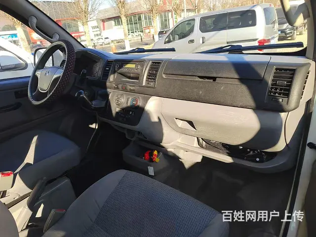 出售金龙凯锐浩克面包车 - 图片 1