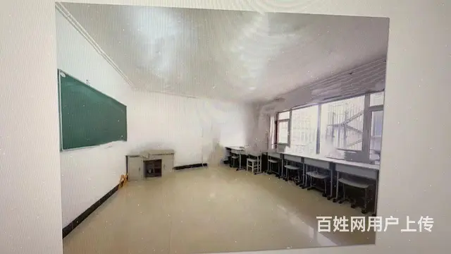 宝山小区95平方米，两室一大厅，一卫，位置好，低价出售！ - 图片 1