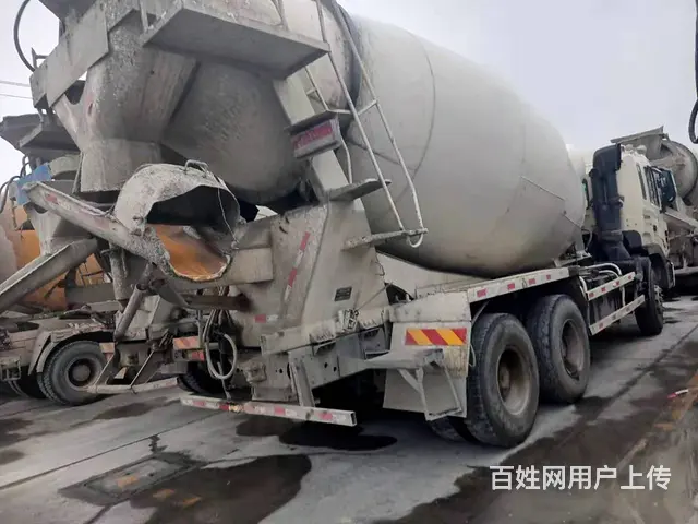 15年华凌二手搅拌车 - 图片 2