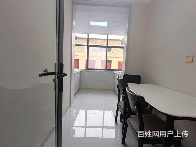 工业路 九一医院附近 一楼带院 精装修4室 - 图片 5
