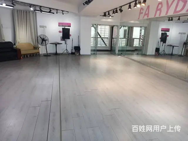 五一广场五一新干线110平工作室 - 图片 8