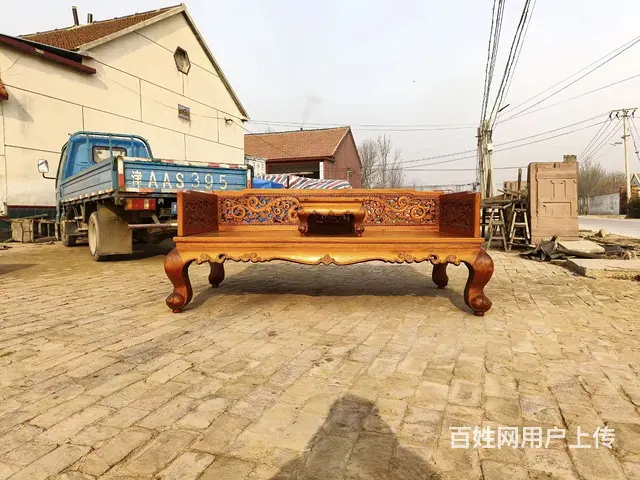 爆款，经典明式做工花梨木罗汉床二件套，围板为整板雕 - 图片 1