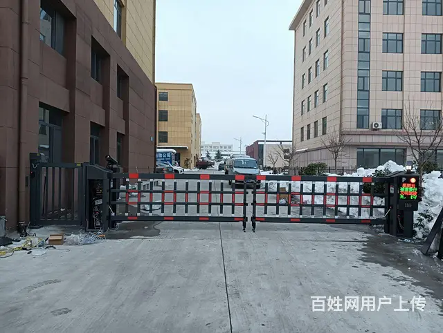 车库门卷帘门以旧换新，电动门，感应门，伸缩门， - 图片 4