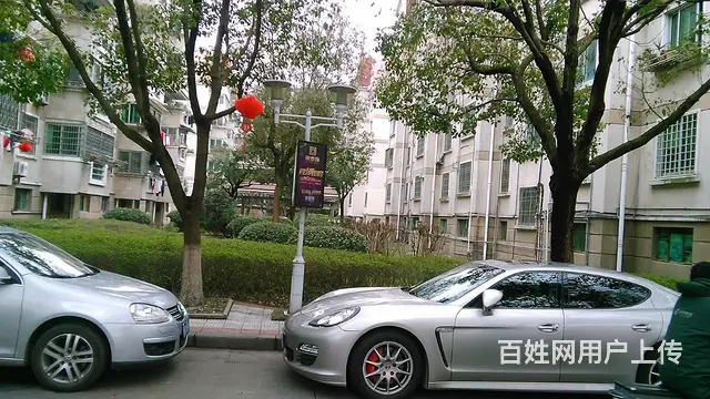 开元小区，面积102+10， 精装修，可以看房。 - 图片