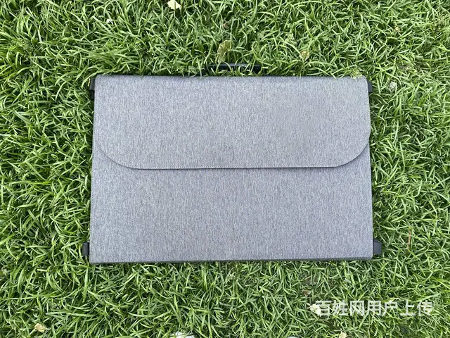 大功率的200W太阳能折叠包 户外电源便携充电板光 - 图片 1