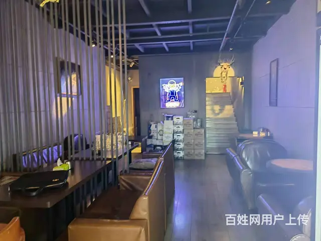7472(七P）个人城西区万达4号门口临街酒吧转让 - 图片 1