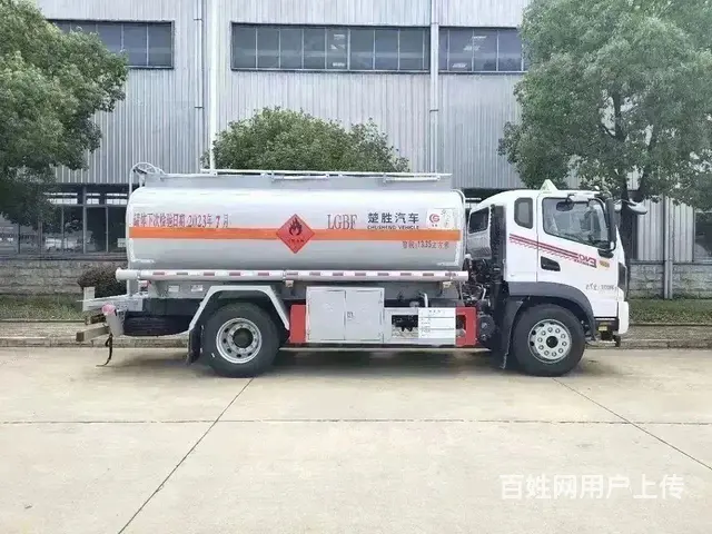 楚胜厂家直销东风华神10吨加油车 现车低价处理 - 图片 2