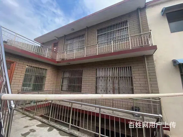 南门新村小院三楼出租 - 图片