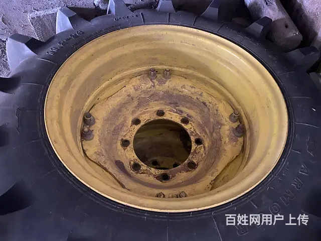 【搞定了！】出售约翰迪尔一套中耕轮胎水田高花 - 图片 1