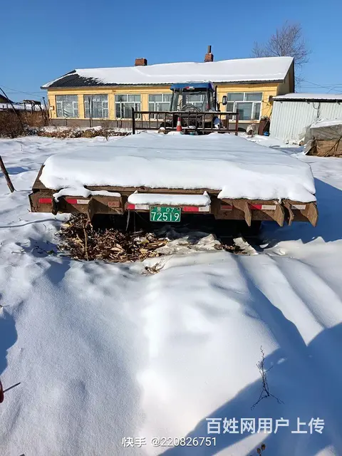 出售拉挖掘机的板车 - 图片 1