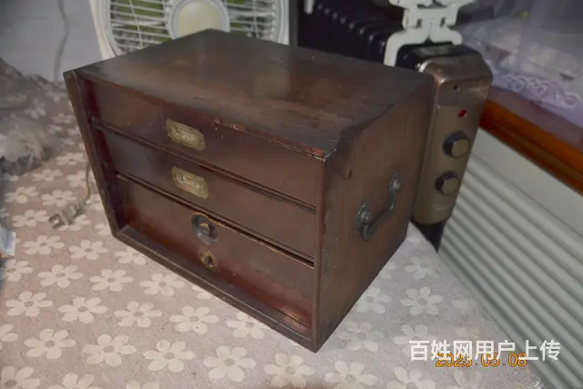上海老凤祥红木珠宝盒 - 图片 2