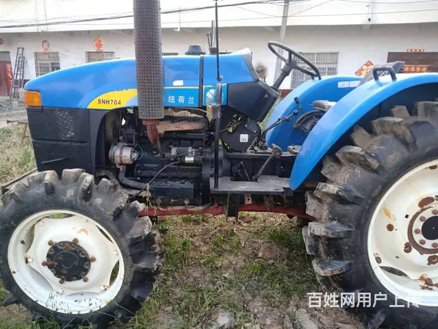 纽荷兰704拖拉机，农户一手车 - 图片 1