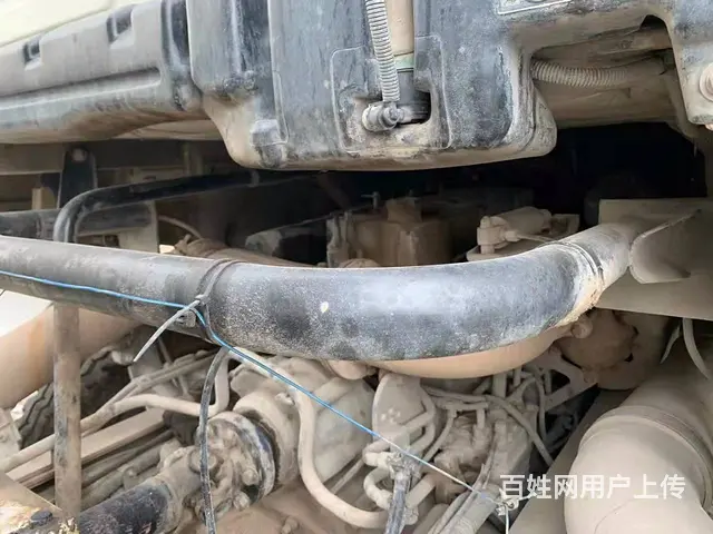 莱芜二手德龙搅拌车 大20方 国五 前四后八 - 图片 5