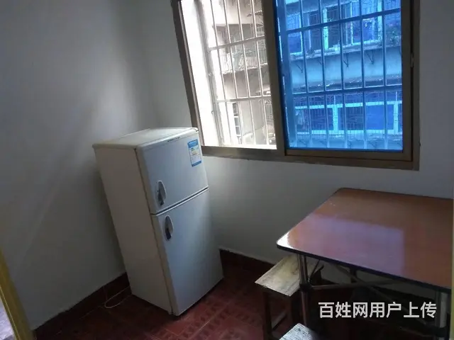 和平北路人民路小学分校附近1室1厅装修好家电齐全月租500 - 图片 2