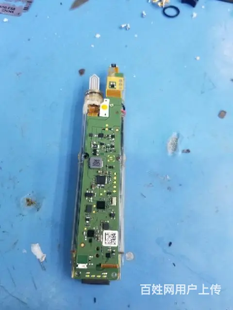 IQOS新款3.0一体机拆卸更换加热片 - 图片 1