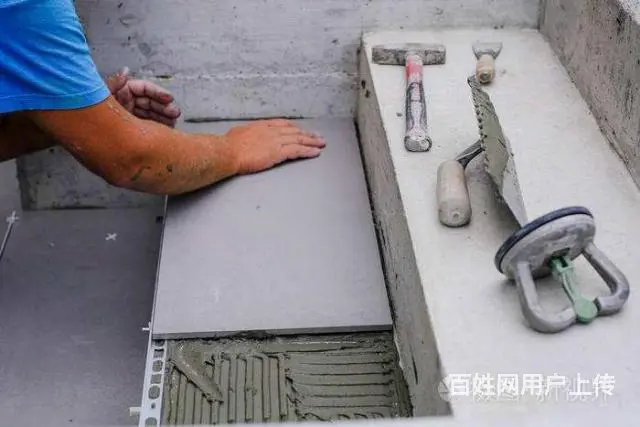 粘砖 砌墙 抹灰 - 图片