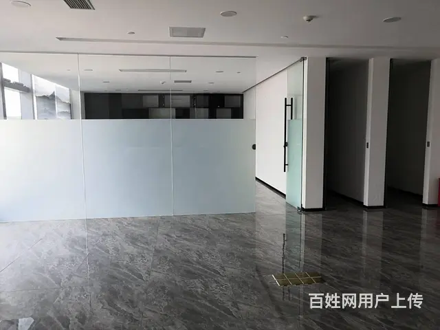 澳门首站 仁恒滨海中心5星写字楼 317㎡ 急租带家具 - 图片 4