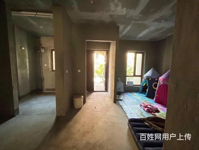 群力翠湖天地别墅 500米 毛坯好位置 带车库可贷款750w - 图片 2