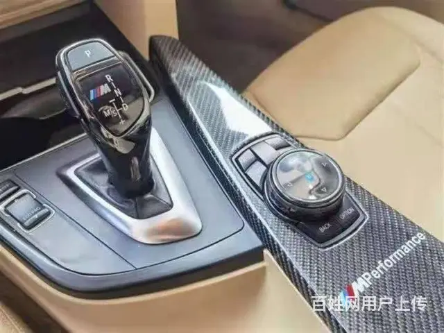宝马3系 2019款 320Li 2.0T 手自一体 时尚型 - 图片 4