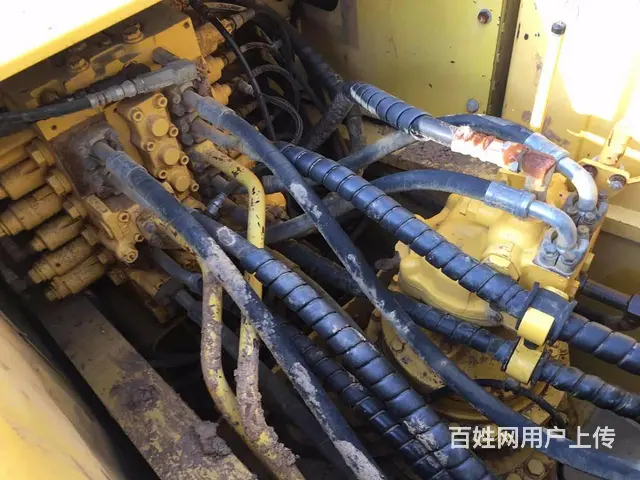 精品小松200-8二手挖掘机 纯土方机免费送货上门 - 图片 4