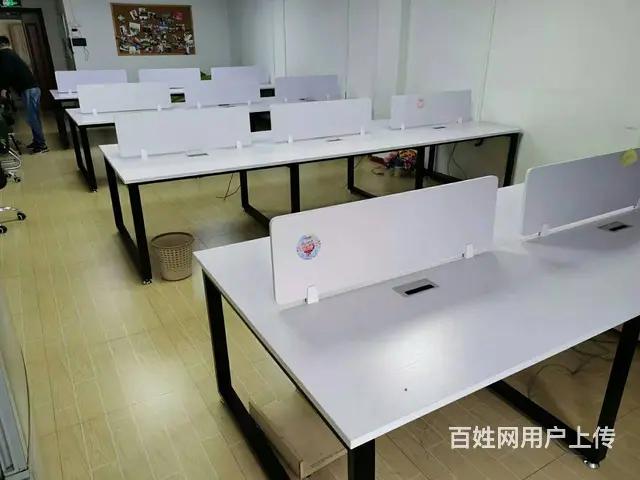 低价出售95成新员工卡位，老板桌椅会议桌铁皮柜 - 图片 1