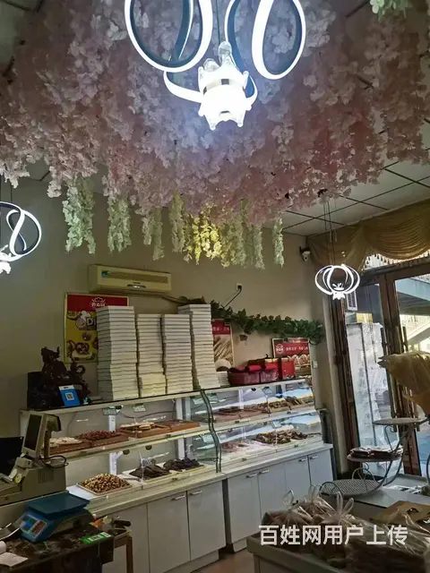 扎鲁特旗黄山街60平甜品店转让 - 图片 1