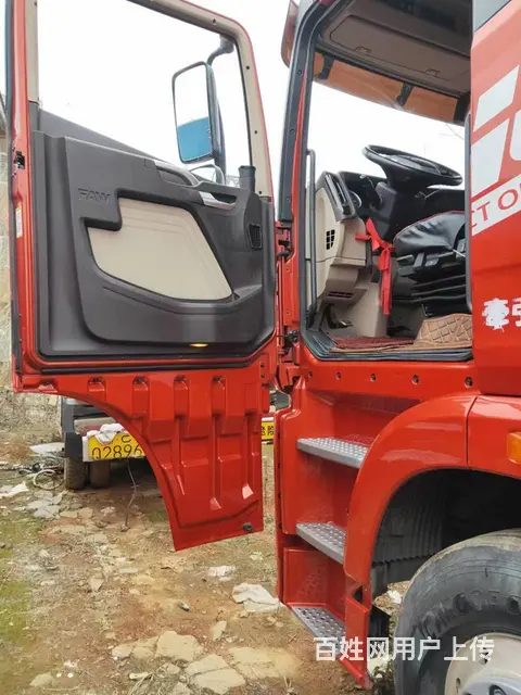 解放JH6牵引车 550马力潍柴国5两年带保险 - 图片 5