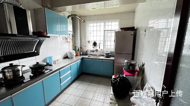 东城华府 一楼 带车库 精装三室 - 图片 7