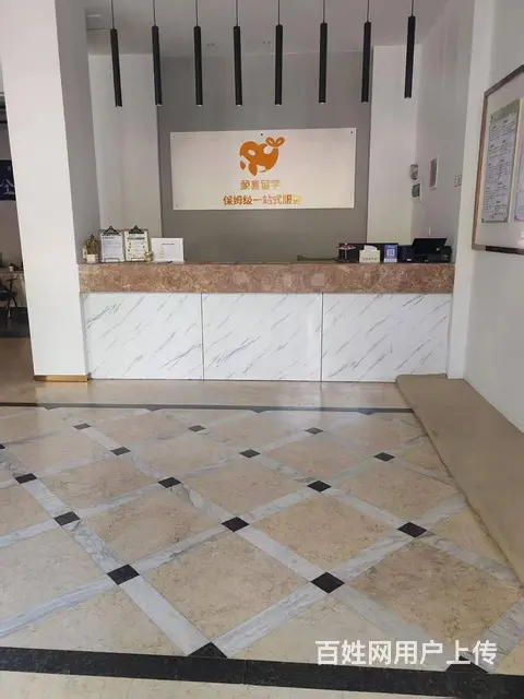 房东直租！城东路3间门面位于香格里拉花园大门对面！可分租！ - 图片 3