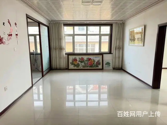 欧洲新城，6楼，74平，22万， - 图片 2