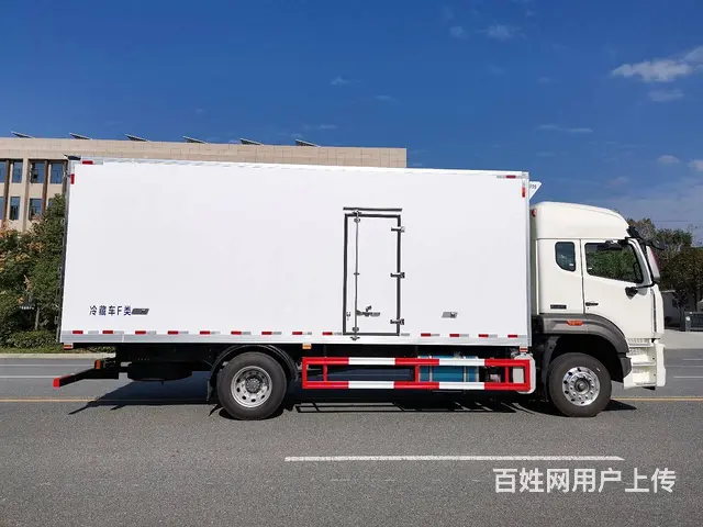 重汽高品质6.8米冷藏车厂家直销质量三包给钱就卖 - 图片 4