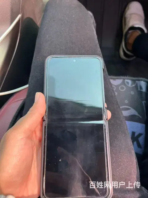 三星 Galaxy ZFlip5 - 图片 3