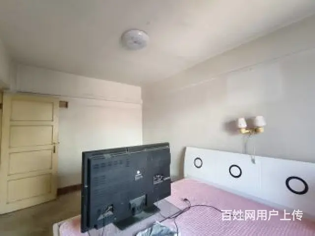 太百附近 四小 户型方正 南北朝向 有钥匙 可以随时看 - 图片 2