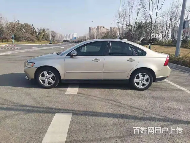 沃尔沃S40 2011款 2.0 双离合 智尊版 - 图片 9