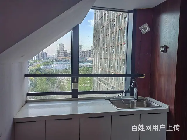 绿地商务城领海85平，地铁口，视野优 - 图片 2