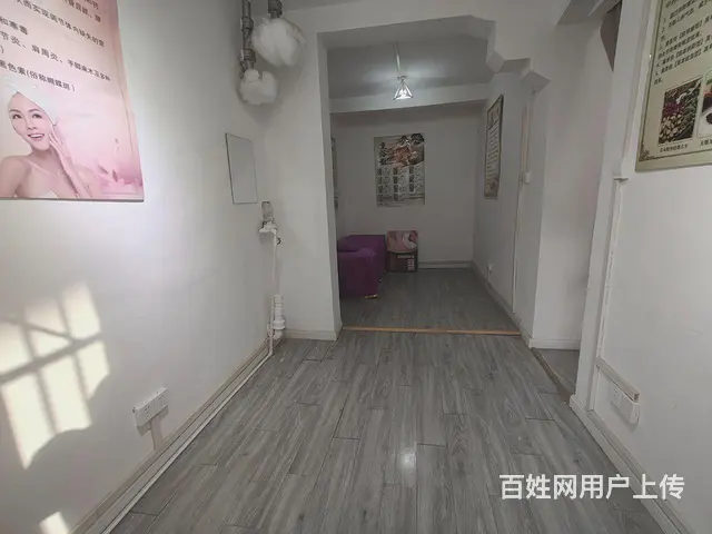 汉滨区解放路西巷60平米旺铺出租 - 图片 2