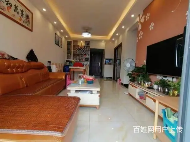 湖景湾精装3房仅售64.8万 - 图片 1