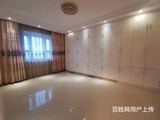 大三室首7W好房电梯大房随时看房！ - 图片 8