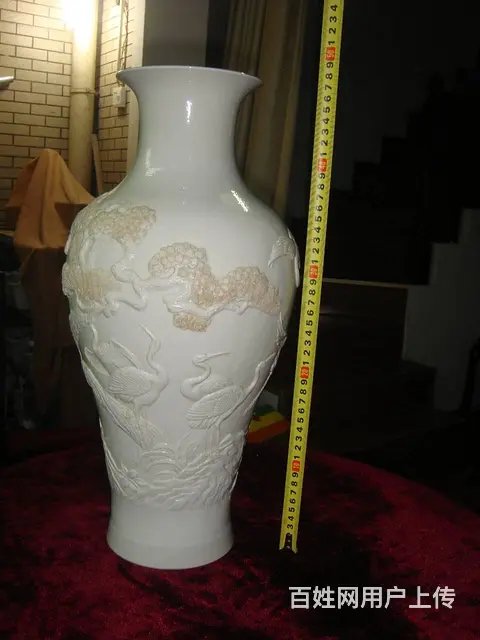 清晚期瓷雕大师王炳荣白瓷雕松鹤纹观音瓶 - 图片 1
