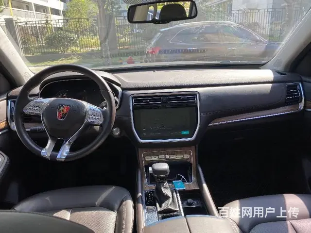 荣威RX8 2018款 2.0T 手自一体 30T 智联网两 - 图片 8