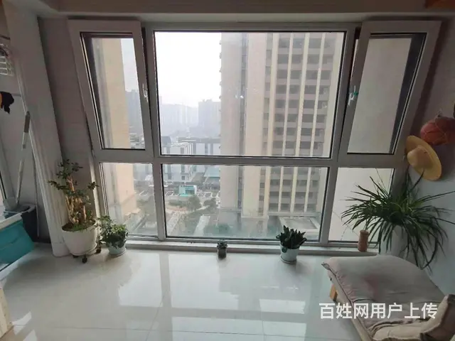 急 边户 橡树湾 中楼层 精装修两室 中央空调 落地窗 - 图片 5