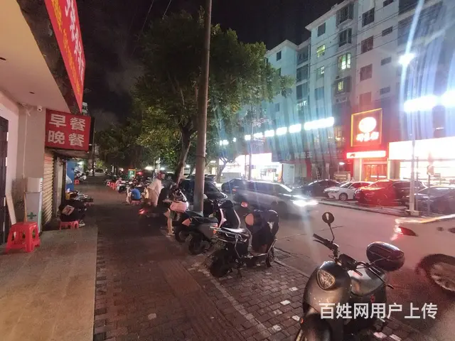 （51旺铺推荐）龙华西路120平餐饮店出租 - 图片 3