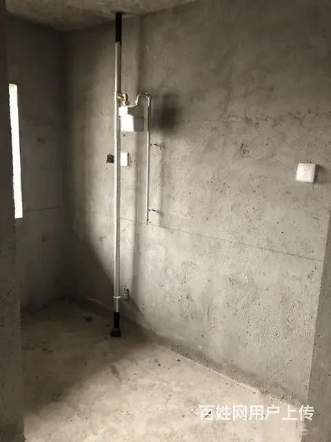 万隆国际，两室一厅，市中心的位置，毛坯现房 - 图片 3