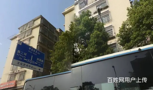 长沙大坝咀小区3期 普通住宅1厅 精装修 - 图片 1