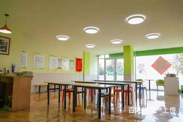 商家必争之地 临街门店 位置优越  随时看店 - 图片 2