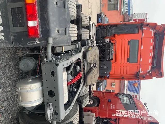 重汽汕德卡 SITRAK C7H 牵引车 国5 - 图片 3